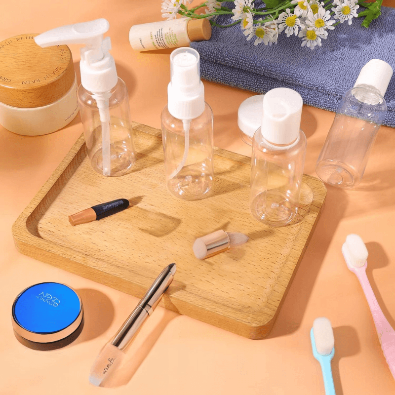 B7/BX15_tds0428_Zestaw pojemników turystycznych do samolotu