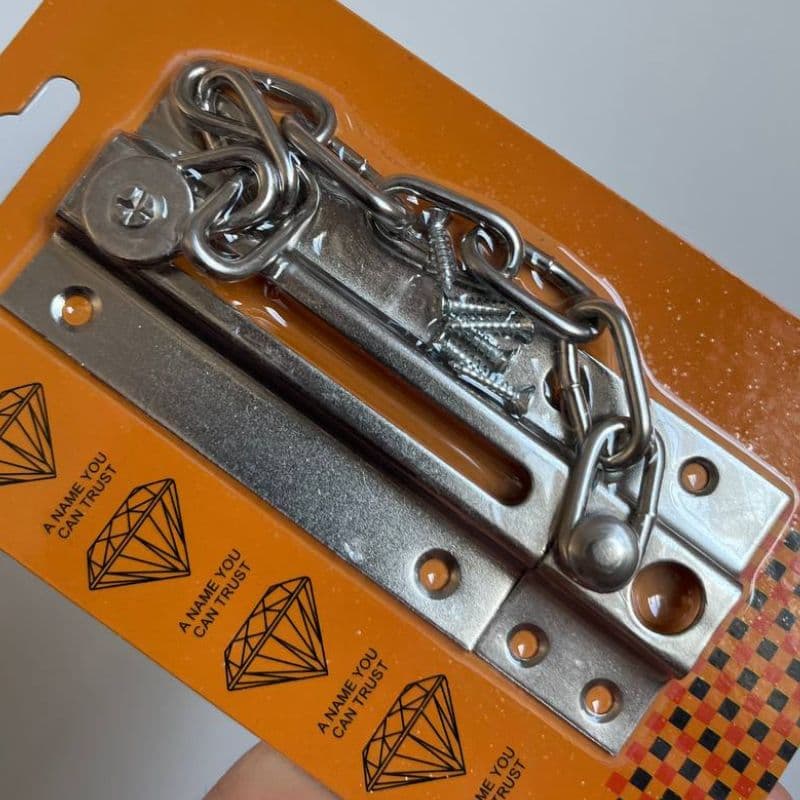 tds0541_Zasuwka Z Łańcuchem