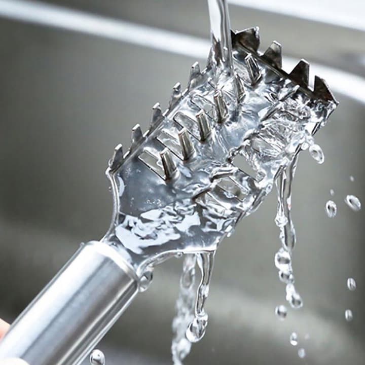 B2_tds0434_Skrobak do ryb metalowy