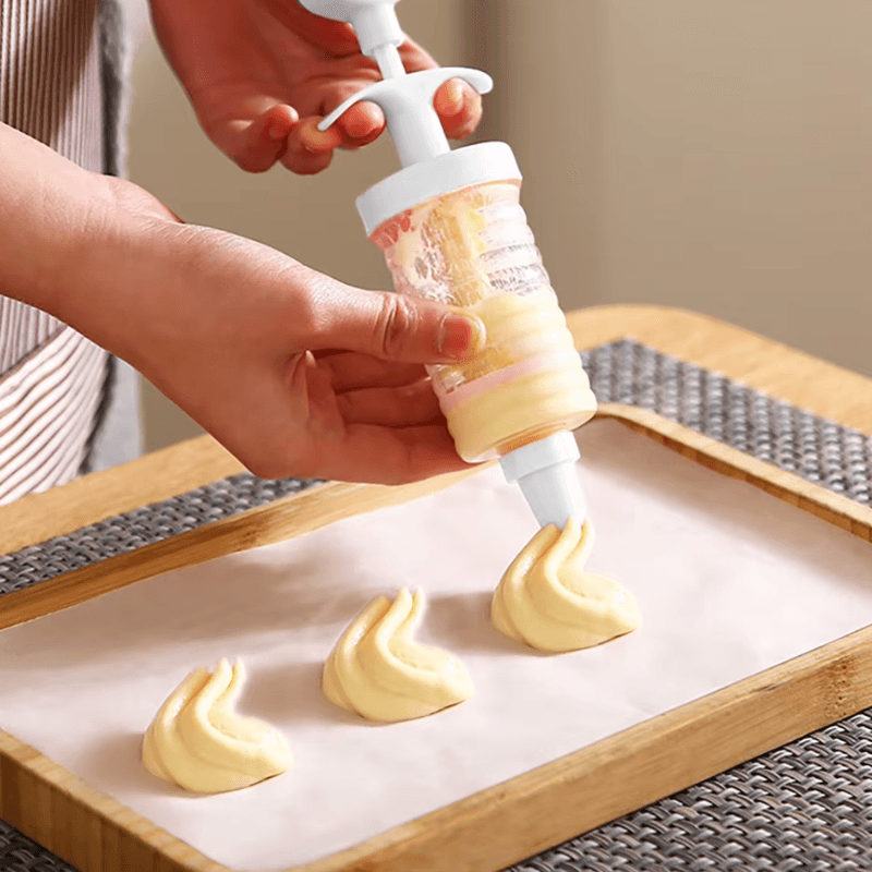 CX7_tds0514_Zestaw dekorator do kremów