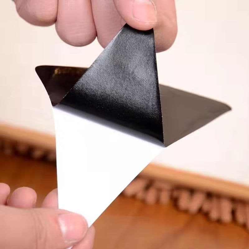 A10_tds0712_Najklejki antypoślizgowe pod dywan