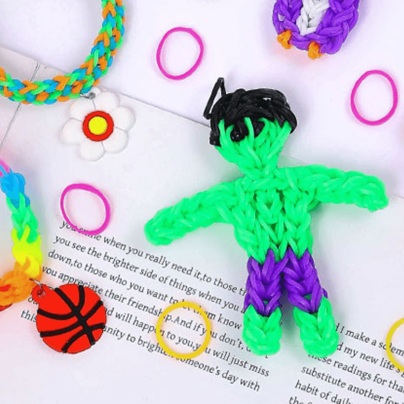 A3_tds0510_Zestaw gumek dla dzieci bransoletki