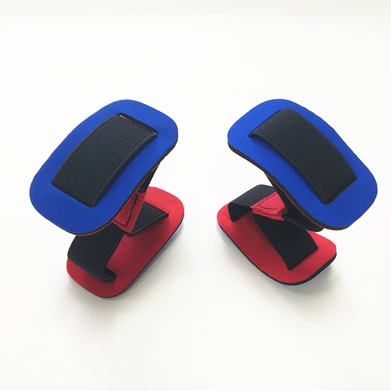 a5_U82 Przyrząd ćwiczeń palców