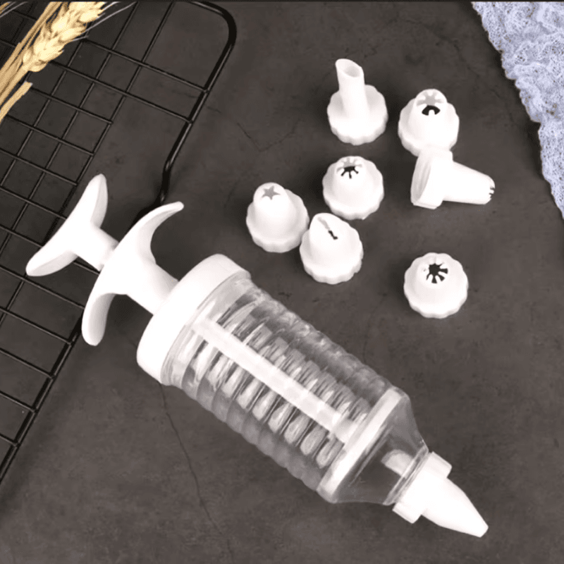 CX7_tds0514_Zestaw dekorator do kremów