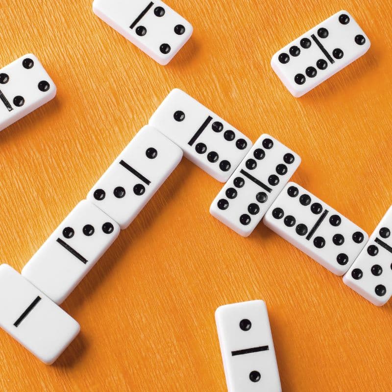 A4_tds0643_Gra domino