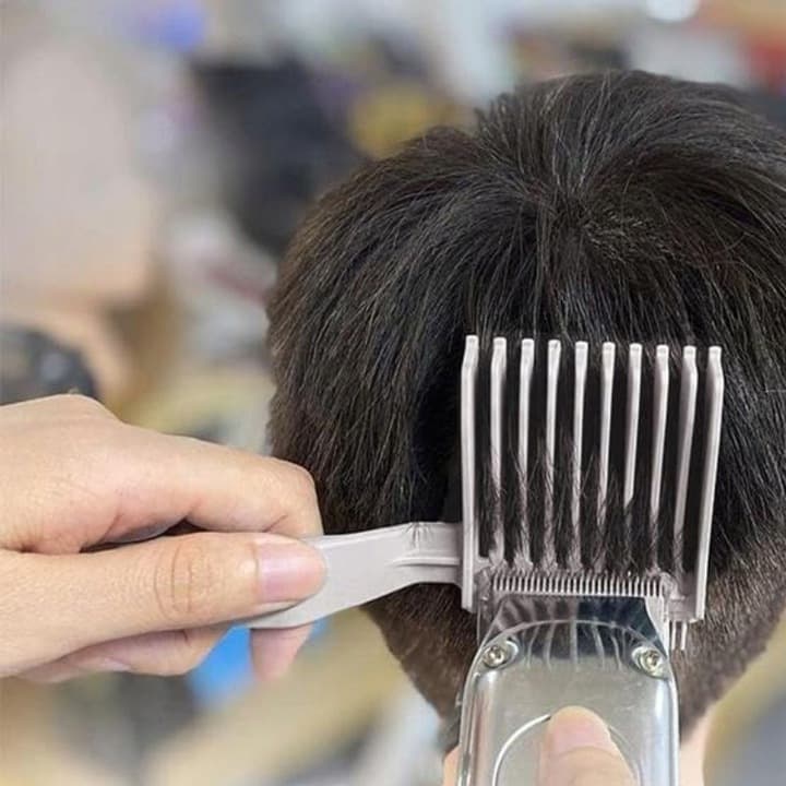 A7_tds0354_Grzebień do cieniowania włosów