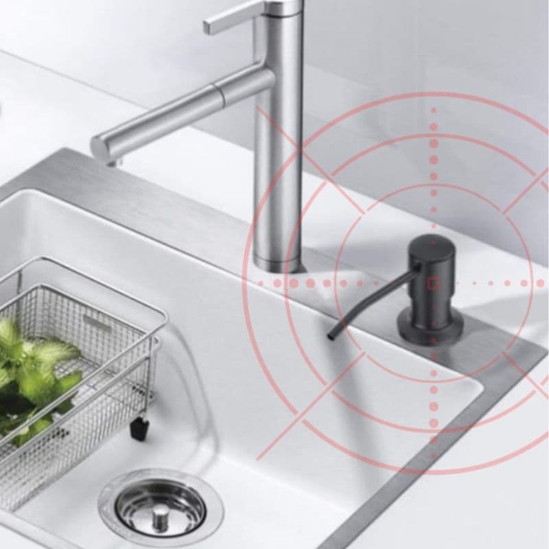 CX3_tds0714_Dozownik do mydła black 300ml